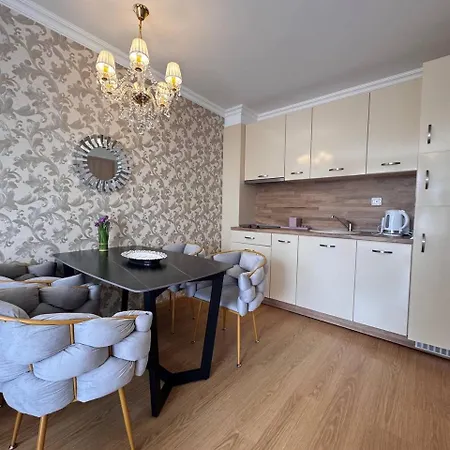 Apartment Sweet Homes 6 Sunny 2 Bedroom